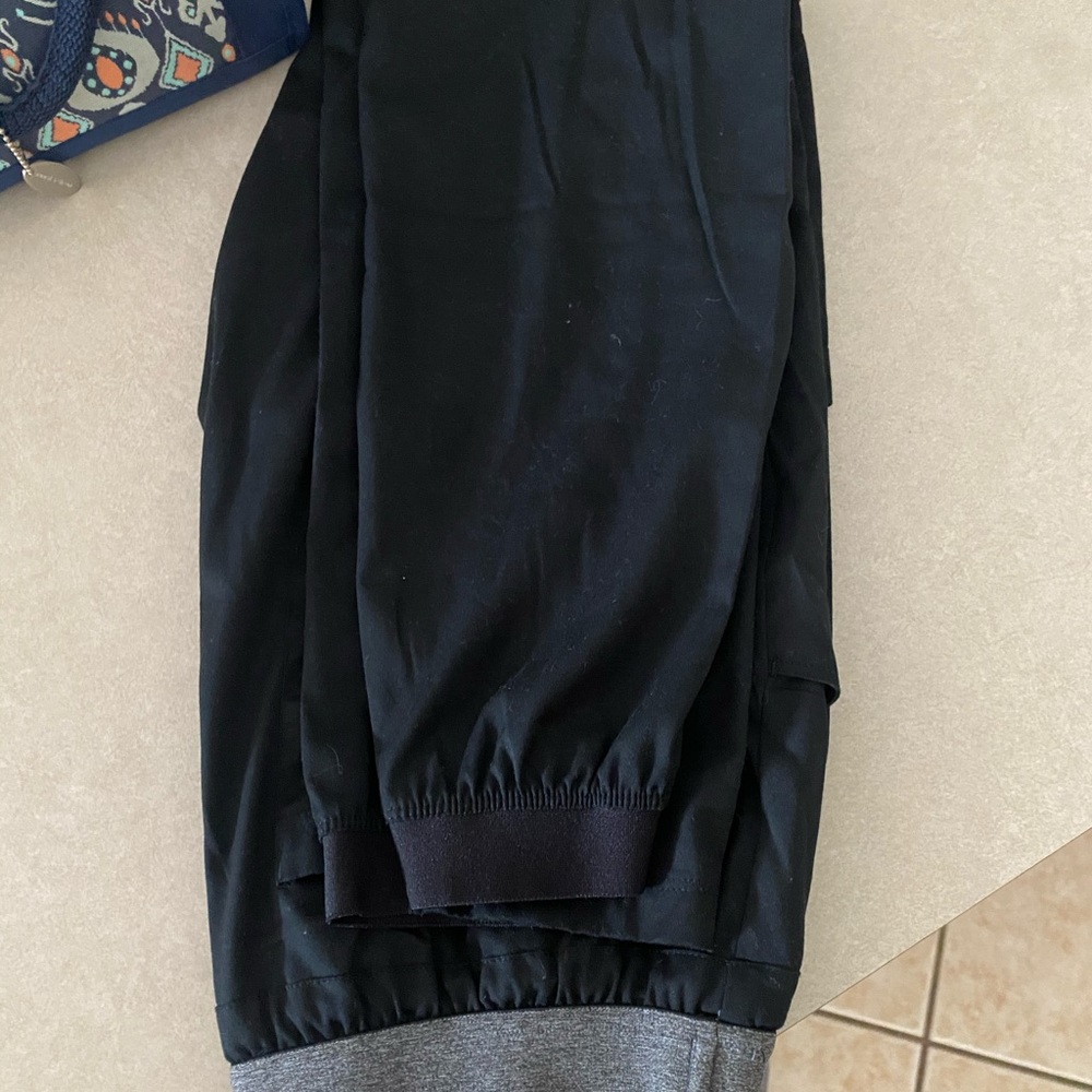Two pairs of women’s maevn scrub bottoms!